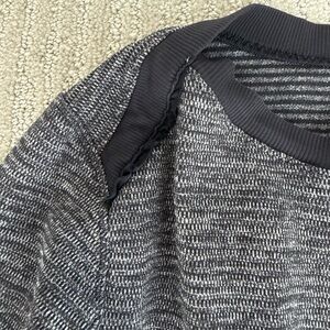 Black and White Knit Lululemon top